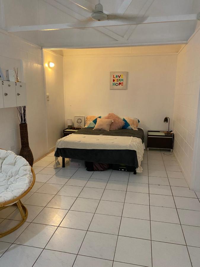 Cairns Beaches Flashpackers Palm Cove Extérieur photo