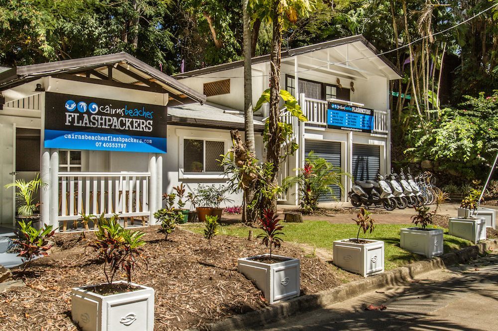 Cairns Beaches Flashpackers Palm Cove Extérieur photo